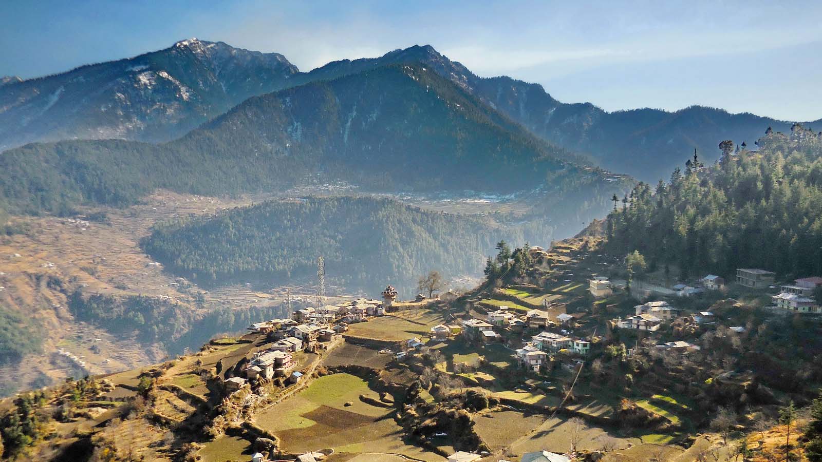 VIEW OF RAILA VILLAGE,SAINJ,KULLU