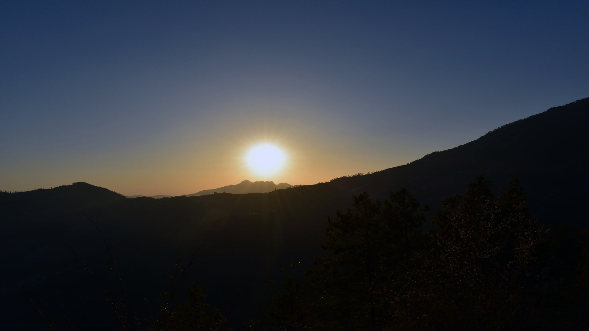 SUNSET VIEW FROM SHILARU